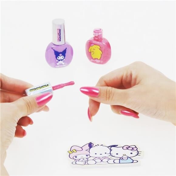 Hello Kitty and Friends Cosmetic Gift Bag, Lip, Nail, and Hair Accessories, - Picture 5 of 7